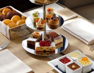Dubai - Armani Lounge - Afternoon Tea